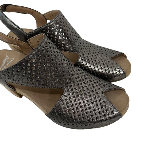 Dansko Womens Perforated Leather Slingback Heeled Sandals Metallic Gray SZ 37 EU - Picture 9 of 16